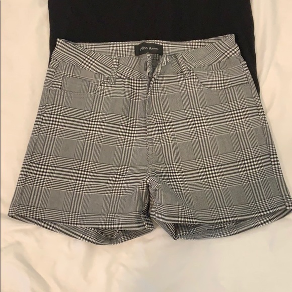 OUTFIT PACK - Picture 2 of 3